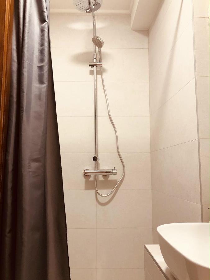 Guesthouse Giraffe Donja Lastva Bagian luar foto